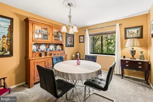 5901 Mt Eagle Dr, Alexandria, VA 22303 - Photo 11