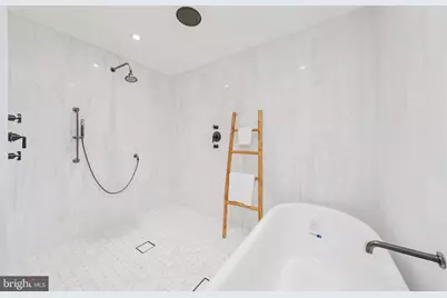 11000 Oakton Woods Way, Oakton, VA 22124 - Photo 55