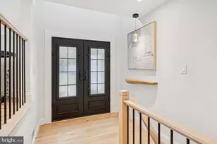 11000 Oakton Woods Way, Oakton, VA 22124 - Photo 13