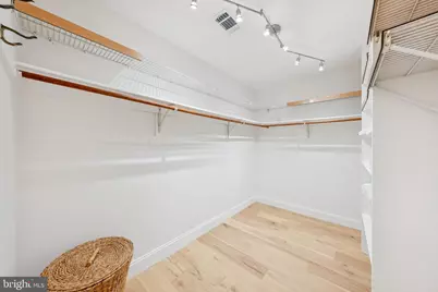 11000 Oakton Woods Way, Oakton, VA 22124 - Photo 53