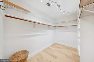 11000 Oakton Woods Way, Oakton, VA 22124 - Photo 53