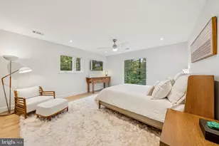 11000 Oakton Woods Way, Oakton, VA 22124 - Photo 45