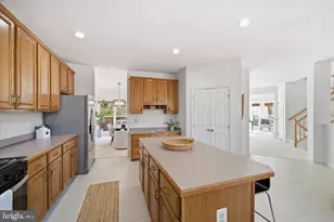 3116 White Daisy Pl, Fairfax, VA 22031 - Photo 9