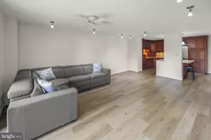 8340 Greensboro Dr, McLean, VA 22102 - Photo 11