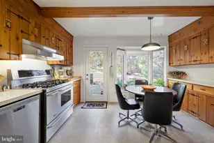 3806 Bent Branch Rd, Falls Church, VA 22041 - Photo 13