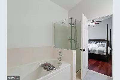 7755 Effingham Square, Alexandria, VA 22315 - Photo 21
