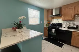 8111 Brown Ct, Alexandria, VA 22306 - Photo 13