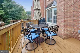 2292 Idylwood Station Ln, Falls Church, VA 22043 - Photo 5