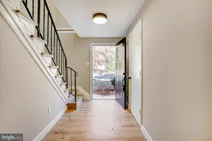 9075 Andromeda Dr, Burke, VA 22015 - Photo 3