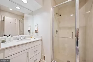 [Address not provided], Vienna, VA 22180 - Photo 37