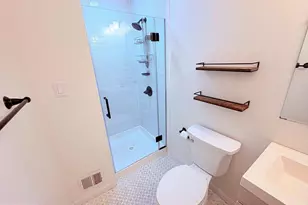 12010 Glen Alden Rd, Fairfax, VA 22030 - Photo 35