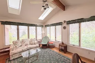 9921 Woodrow St, Vienna, VA 22181 - Photo 11