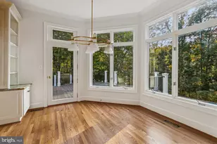 3010 Westhurst Ct, Oakton, VA 22124 - Photo 13