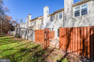 9678 Dutchman Dr, Lorton, VA 22079 - Photo 31