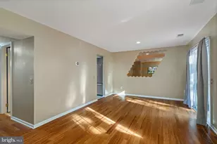 14855 Lynhodge Ct, Centreville, VA 20120 - Photo 13