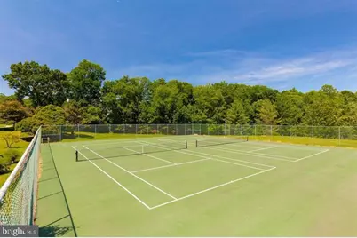 5706 Lofthill Court, Alexandria, VA 22303 - Photo 5