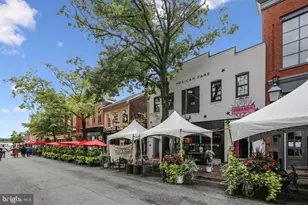 5706 Lofthill Ct, Alexandria, VA 22303 - Photo 11