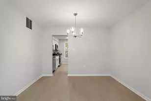 9521 Cherry Oak Ct, Burke, VA 22015 - Photo 7