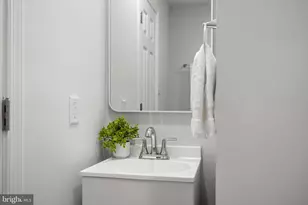 9521 Cherry Oak Ct, Burke, VA 22015 - Photo 25