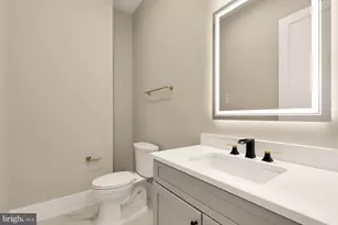 6935 Southridge Dr, McLean, VA 22101 - Photo 83