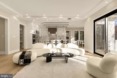 6935 Southridge Drive, McLean, VA 22101 - Photo 17