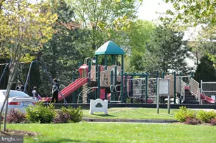 6539 Old Carriage Ln, Alexandria, VA 22315 - Photo 29