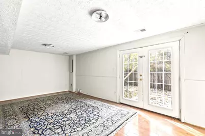 9662 Westport Lane, Burke, VA 22015 - Photo 7