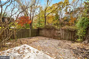 9662 Westport Ln, Burke, VA 22015 - Photo 29