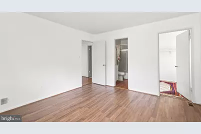 9662 Westport Lane, Burke, VA 22015 - Photo 17