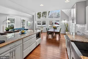 7822 Holmes Run Dr, Falls Church, VA 22042 - Photo 55