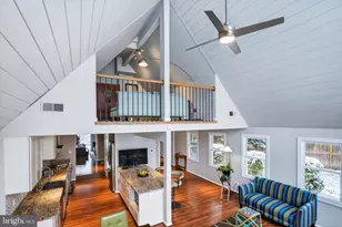 7822 Holmes Run Dr, Falls Church, VA 22042 - Photo 7