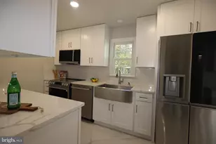 8580 Tyrolean Way, Springfield, VA 22153 - Photo 17