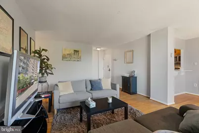 2059 Huntington Avenue #614, Alexandria, VA 22303 - Photo 5