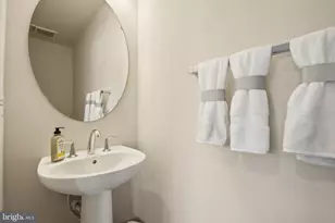 13164 Arches Rd, Herndon, VA 20170 - Photo 5