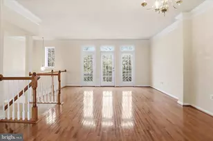 4604 Carisbrooke Ln, Fairfax, VA 22030 - Photo 5