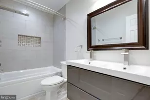 9513 Burdett Rd, Burke, VA 22015 - Photo 17