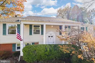 5405 Dunsmore Rd, Alexandria, VA 22315 - Photo 5