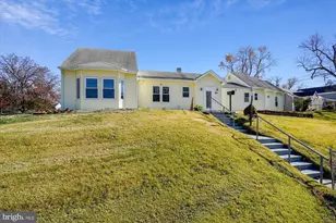 3201 Nottage Ln, Falls Church, VA 22042 - Photo 7