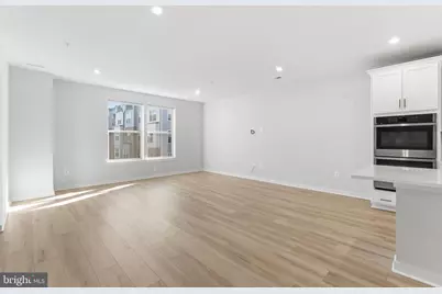 2136 Glacier Road, Herndon, VA 20170 - Photo 17