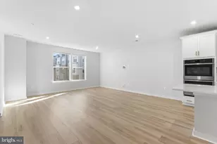 2136 Glacier Rd, Herndon, VA 20170 - Photo 17