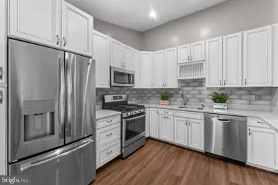 7510 Snowpea Ct Snowpea Court #201, Alexandria, VA 22306 - Photo 5