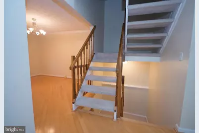 7993 Tyson Oaks Circle, Vienna, VA 22182 - Photo 9