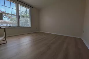 7993 Tyson Oaks Cir, Vienna, VA 22182 - Photo 15