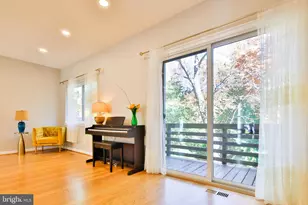 11817 Coopers Ct, Reston, VA 20191 - Photo 11