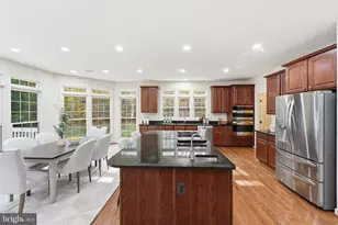 9712 Thorn Bush Dr, Fairfax Station, VA 22039 - Photo 25