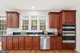 9712 Thorn Bush Dr, Fairfax Station, VA 22039 - Photo 27