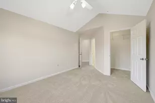 12855 Fair Briar Ln, Fairfax, VA 22033 - Photo 25