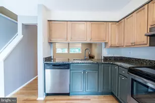 2811 Middleboro Dr, Falls Church, VA 22042 - Photo 11