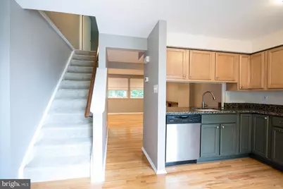 2811 Middleboro Drive, Falls Church, VA 22042 - Photo 7