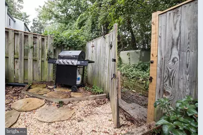 2811 Middleboro Drive, Falls Church, VA 22042 - Photo 25